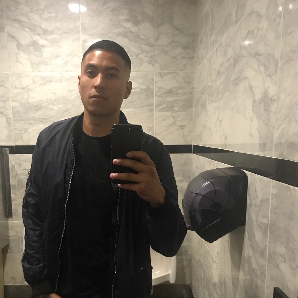 Meet your Posher, Cyril